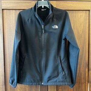 The North Face Women's Black Softshell Jacket - Lightweight Full Zip